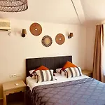 Kalia Ξενοδοχείο *