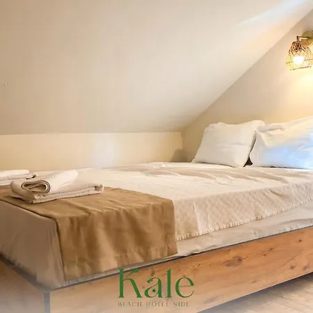 Kalia Hotel *